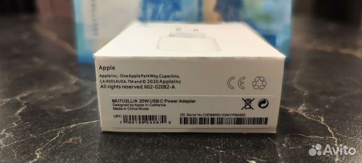 Зарядка на iPhone 20W