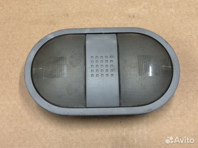 Плафон освещения салона Мицубиси Кольт