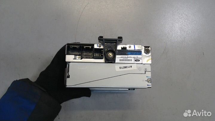 Магнитола Lincoln Navigator, 2003