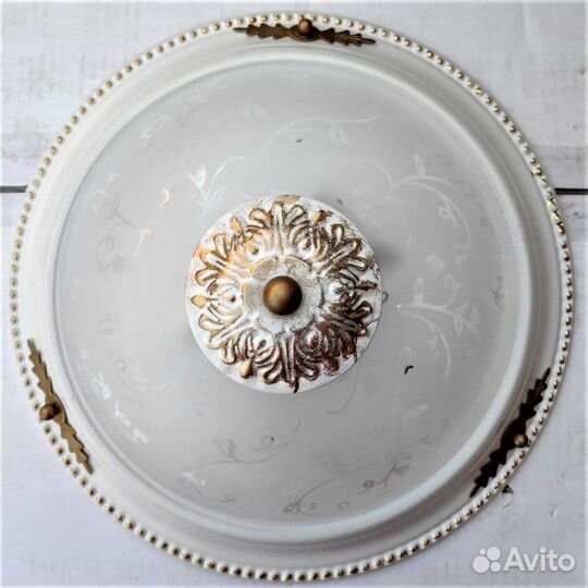 Светильник потолочный классика новый