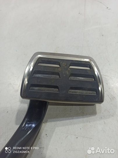 Педаль тормоза (Audi Q5 Sportback FY)