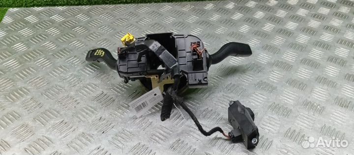 Подрулевой переключатель в сборе Audi Q7