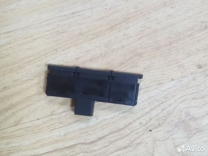 Кнопка аварийка + ESP Audi Q7 4L1927137