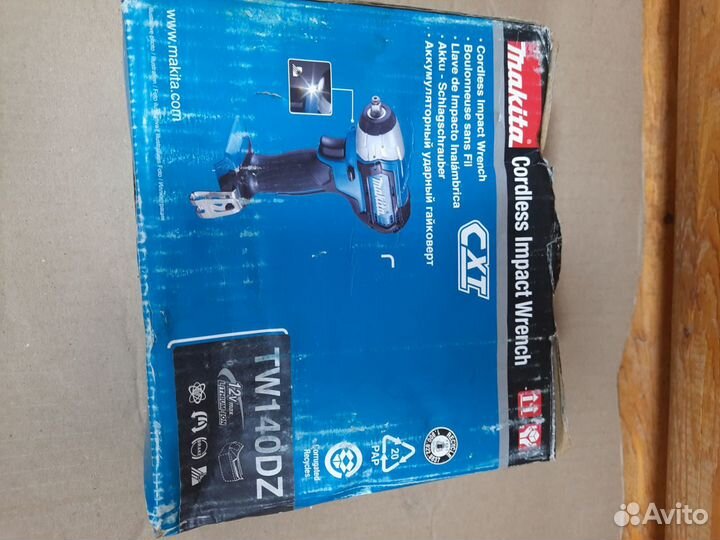 Аккумуляторный гайковерт Makita TW140DZ