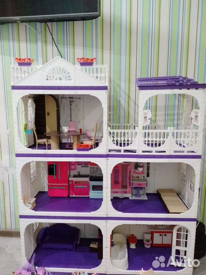 Домик кукольный