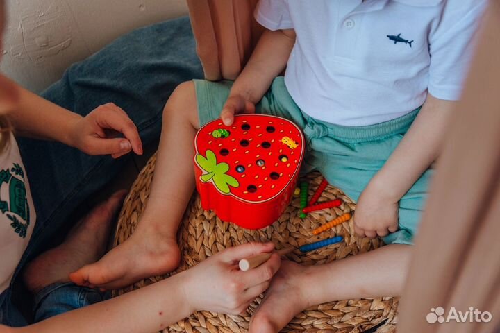 Магнитная рыбалка «поймай червячка»