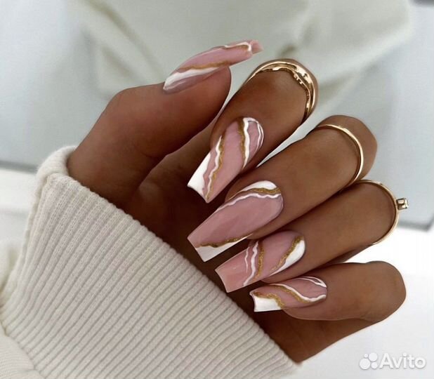 Маникюр,педикюр,бровки