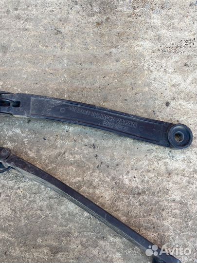 Nissan teana j31 поводок дворника