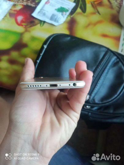 Продам айфон 6s