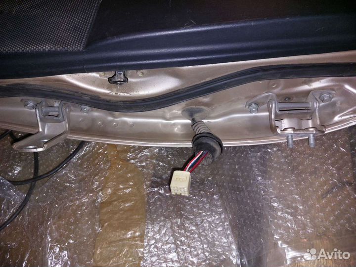 Toyota Allex, Corolla Runx NZE121,124.ZZE122, 123