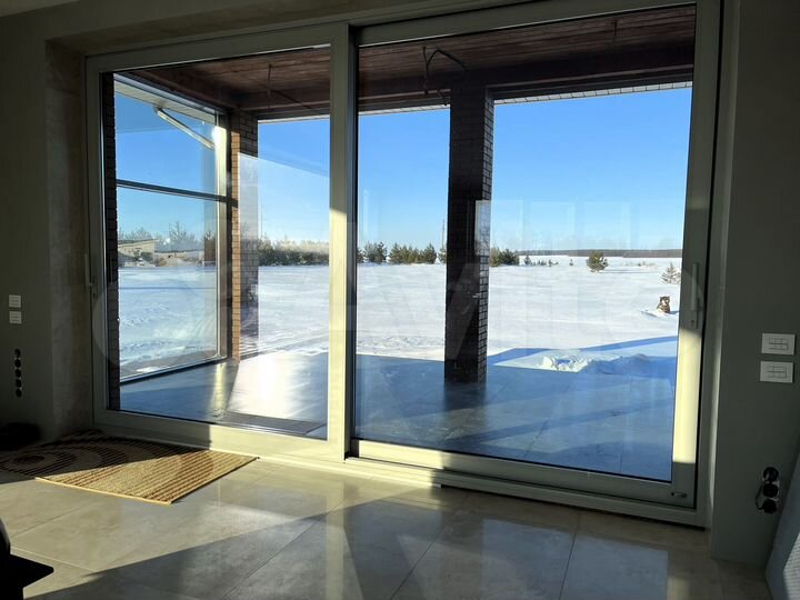 Дом 237,5 м² на участке 1,9 га