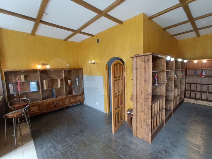 Торговая площадь, 42 м²