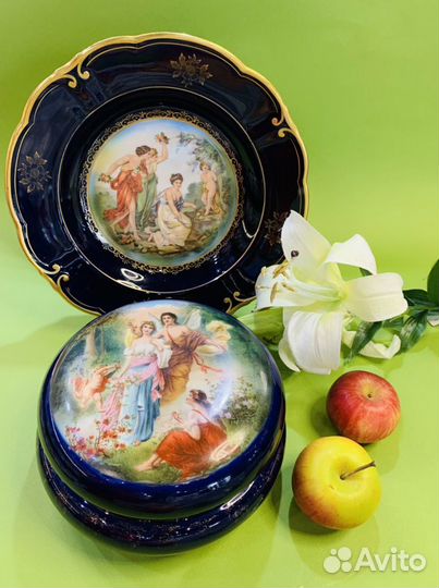 Бисквитница мадонна фарфор кобальт Австрия