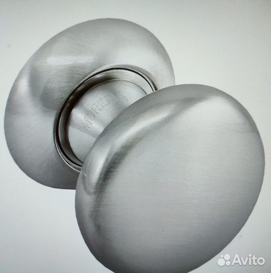 Поворотные круглые ручки Morelli 