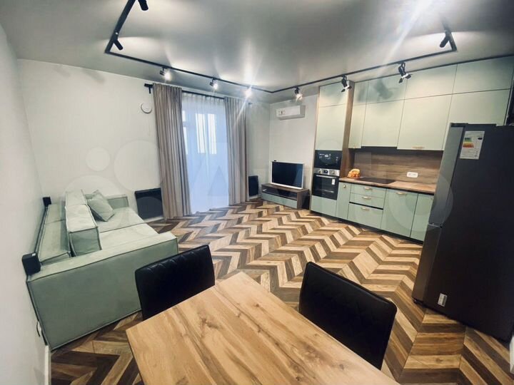 3-к. квартира, 77 м², 4/15 эт.