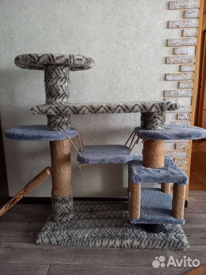 Домик для кошки с когтеточкой