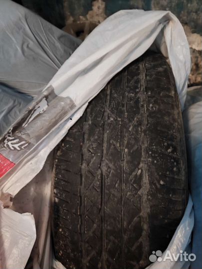 Bridgestone Dueler H/P Sport AS 225/65 R17