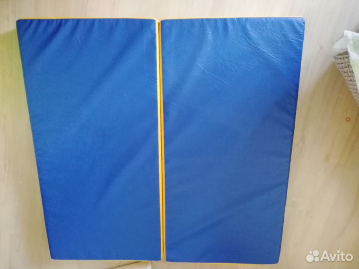 Мат спортивный