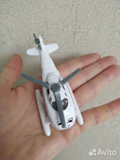 Вертолёт Harold, Томас