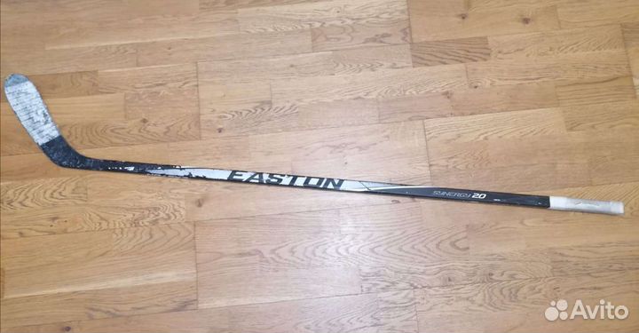 Хоккейная клюшка Easton