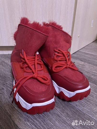 Ботинки утеплённые