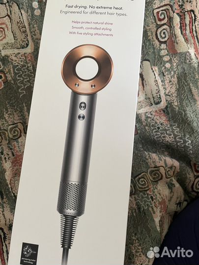 Коробка от фена dyson supersonik оригинал