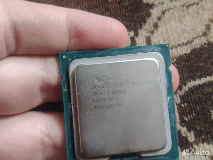 Материнская плата