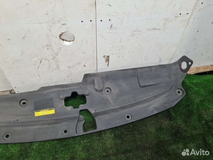 Кожух замка капота Toyota Alphard 3 H30