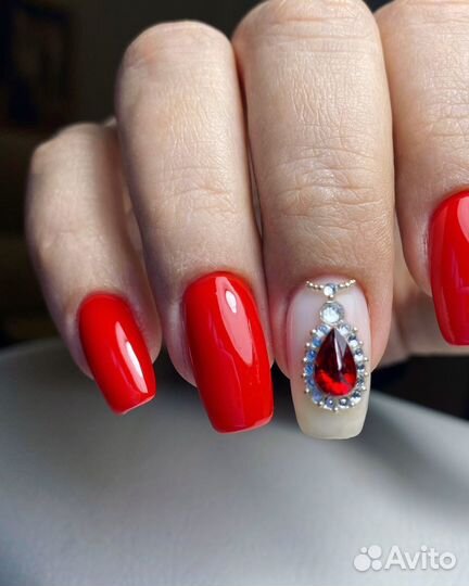 Маникюр, наращивание ногтей, гель-лак
