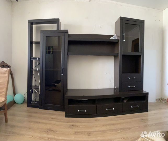 Стенка горка в гостиную бу