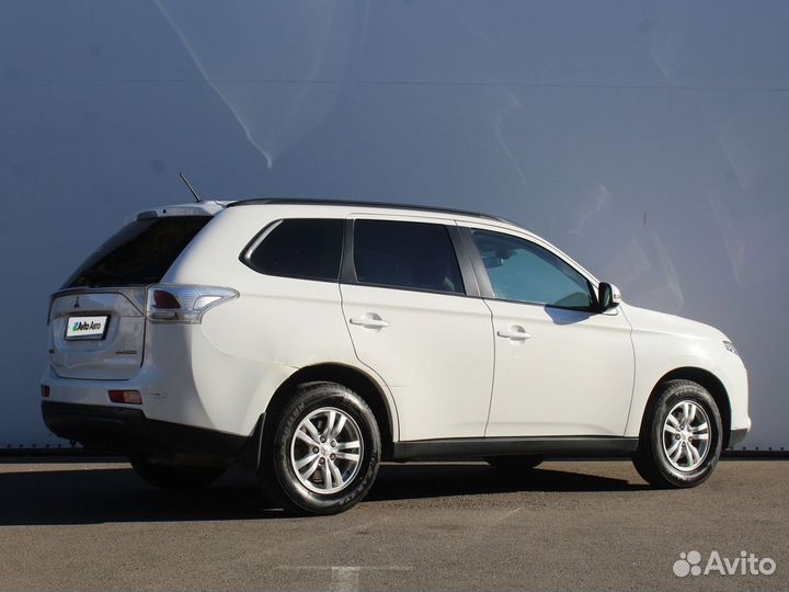 Mitsubishi Outlander 2.0 CVT, 2013, 190 300 км