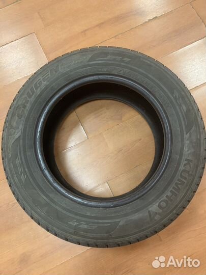 Kumho Crugen Premium KL33 215/65 R16