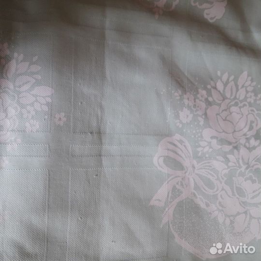 Новая льняная скатерть с салфетками (СССР)