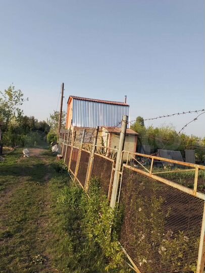 Дом 15 м² на участке 8 сот.