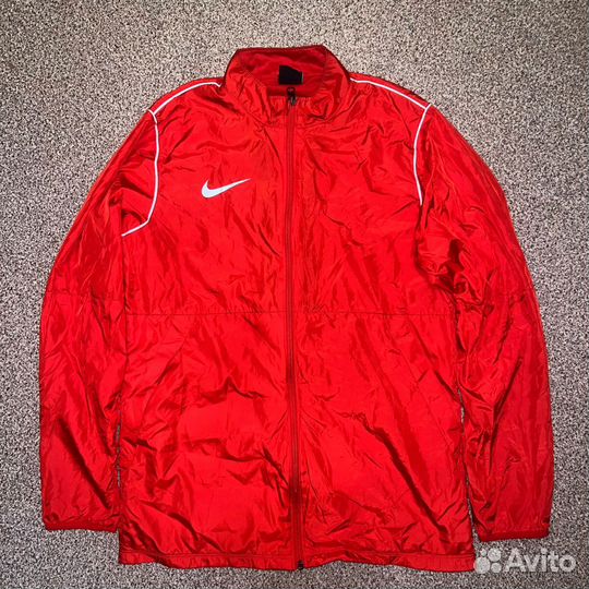 Ветровка мужчкая Nike оригинал