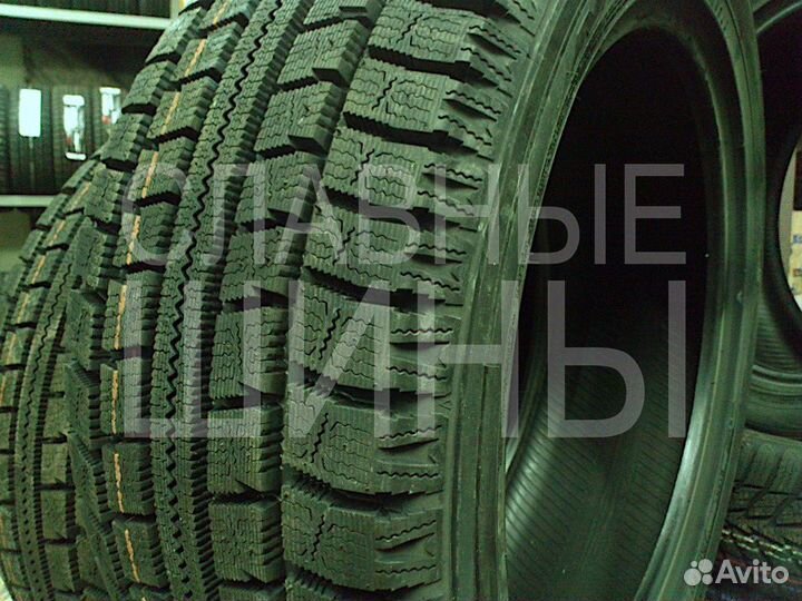 Nitto SN3 Winter 215/60 R17 96H