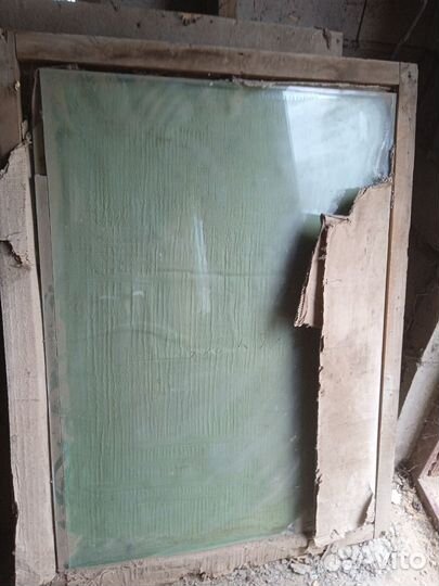 Бронированное стекло