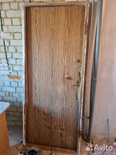 Дверь металлическая