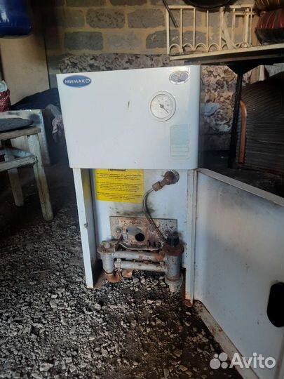 Газовый котел двухконтурный напольный