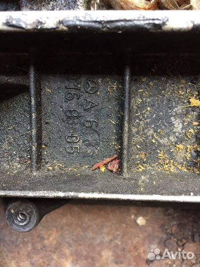 Клапанная крышка на мерседес мотор М648