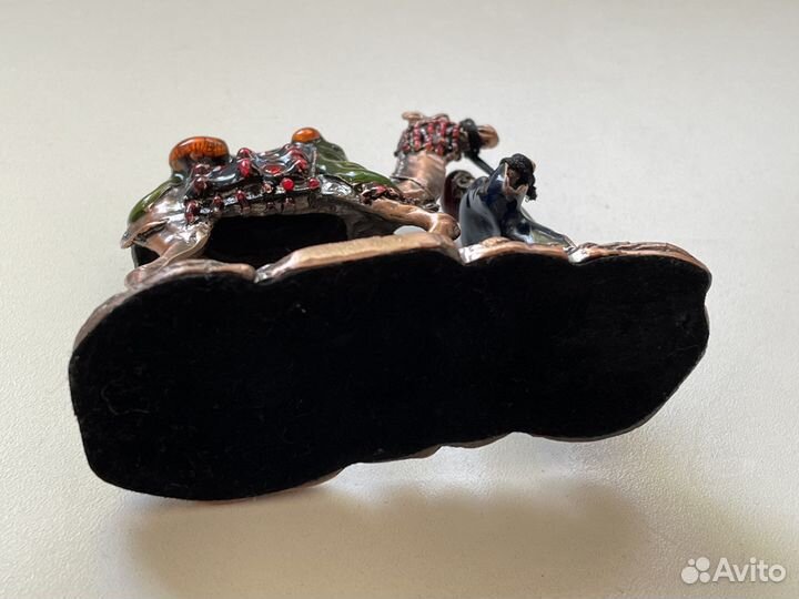 Статуэтка из Египта. Бедуин и верблюд