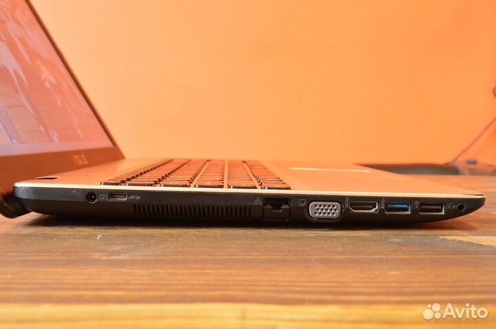 Ноутбук Asus X541U: i5-6198/8gb/SSD240gb/GF920MX