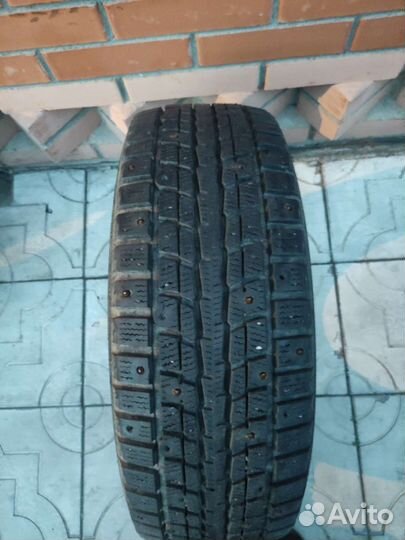 Dunlop SP Winter Ice 01 195/65 R15