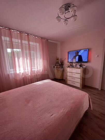 2-к. квартира, 58 м², 4/12 эт.