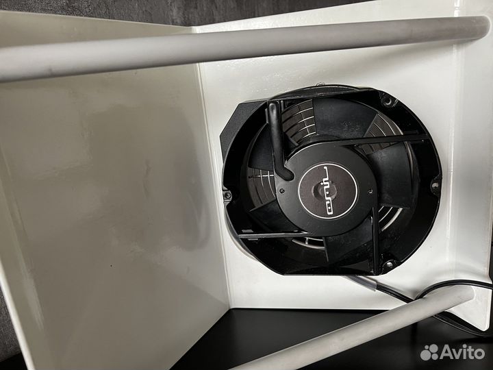 Маникюрный пылесос