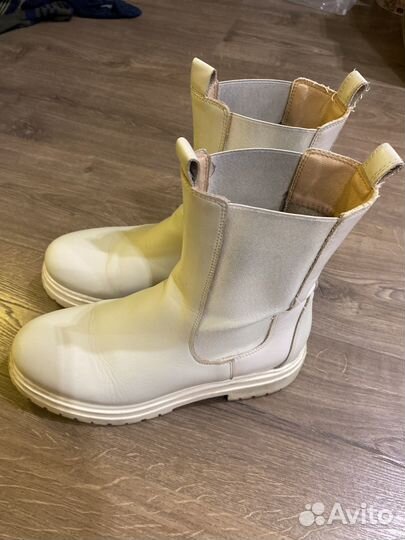 Ботинки женские 39