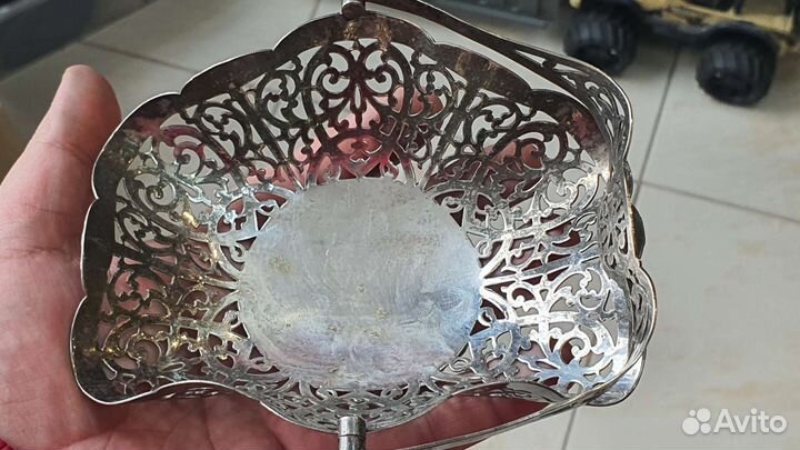 Сахарница для кускового сахара с ципчиками. Европа