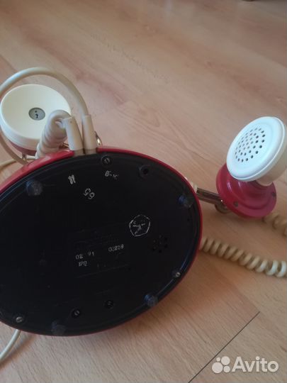 Ретро телефон