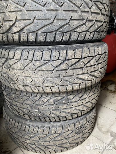 Kormoran Stud 225/65 R17