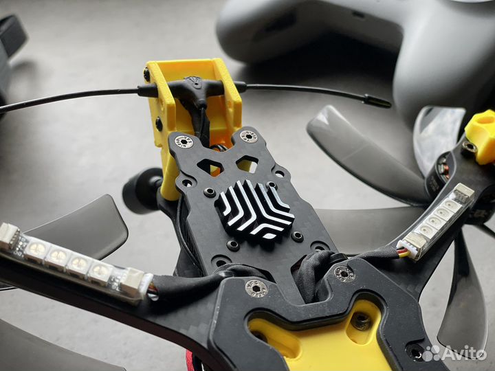 Квадрокоптер дрон SpeedyBee 5 HD с DJI O3 Air Unit